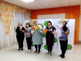 СПЕКТАКЛЬ "КОРОЛЕВА ВЕЖЛИВОСТИ" СПЕКТАКЛЬ "КОРОЛЕВА ВЕЖЛИВОСТИ".